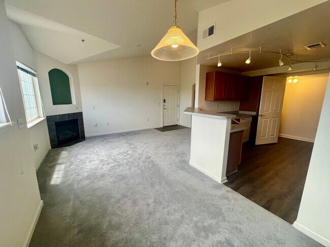 Foto del edificio - Cozy 1 bed 1 bath in Gated community near DIA