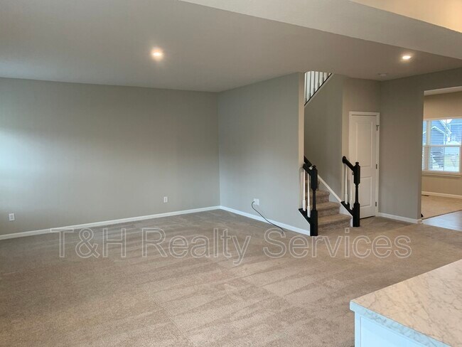 Building Photo - 7192 Martock Dr