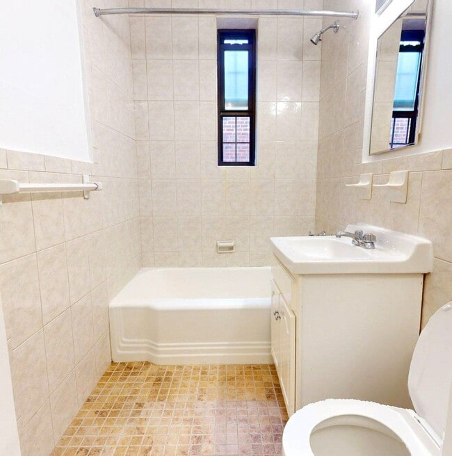 Building Photo - West End Avenue