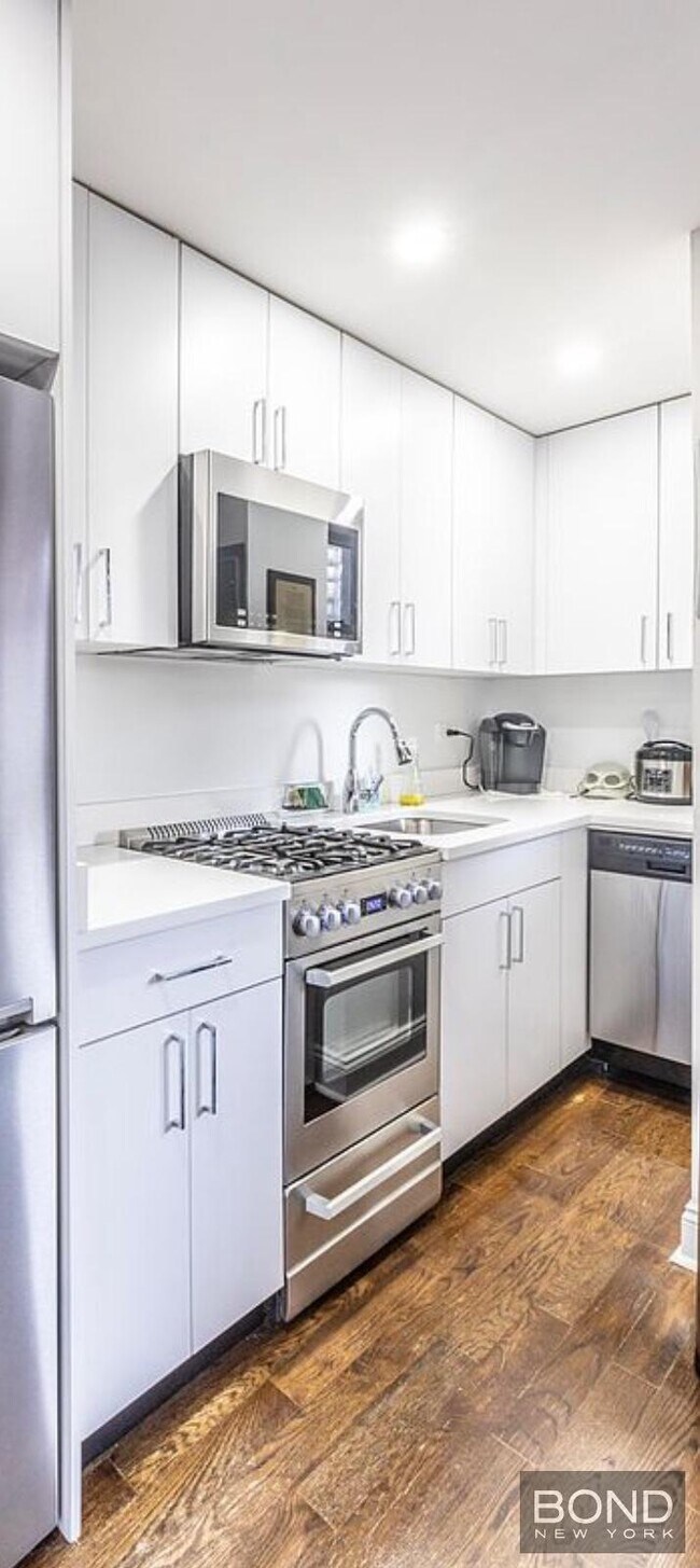 Foto del edificio - 165 E 35th St