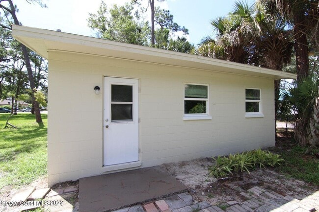 Building Photo - 1044 S Wickham Rd