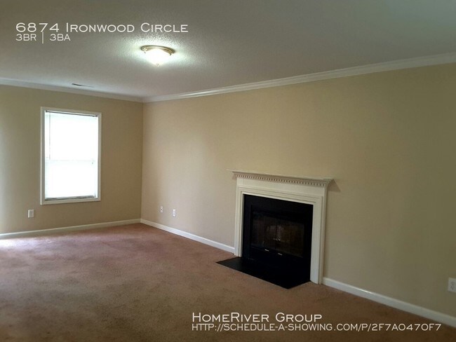 Foto del edificio - 6874 Ironwood Cir