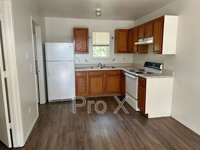 Photo - 1414 S Powell St Apartment