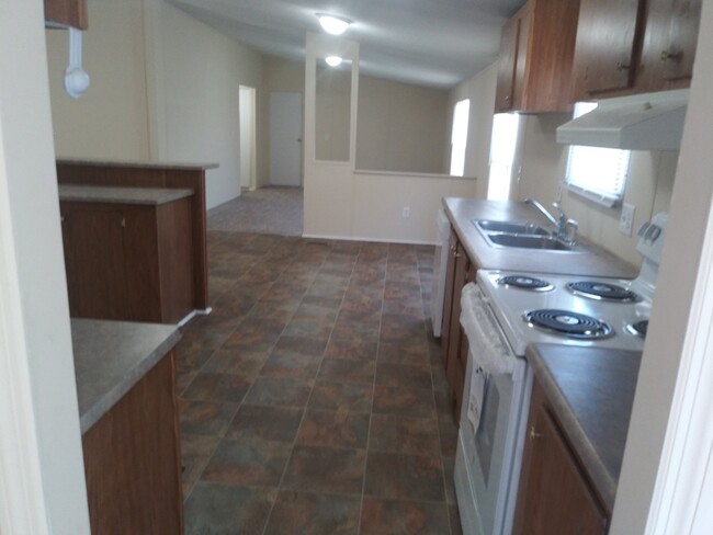 Building Photo - 1461 Grady Hall Rd