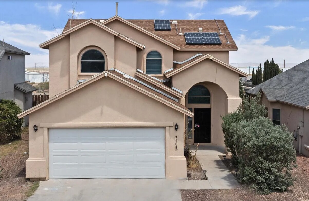 Primary Photo - 7408 Mesquite Flor Dr