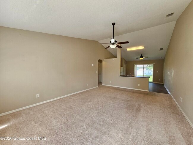 Foto del edificio - 857 Buchanan Ave SE