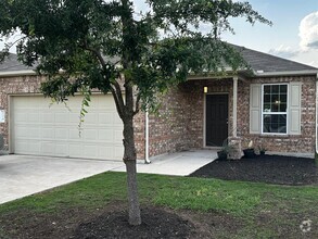 Building Photo - 216 Martha Dr