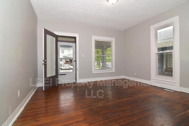 Foto del edificio - 507 E Maple St