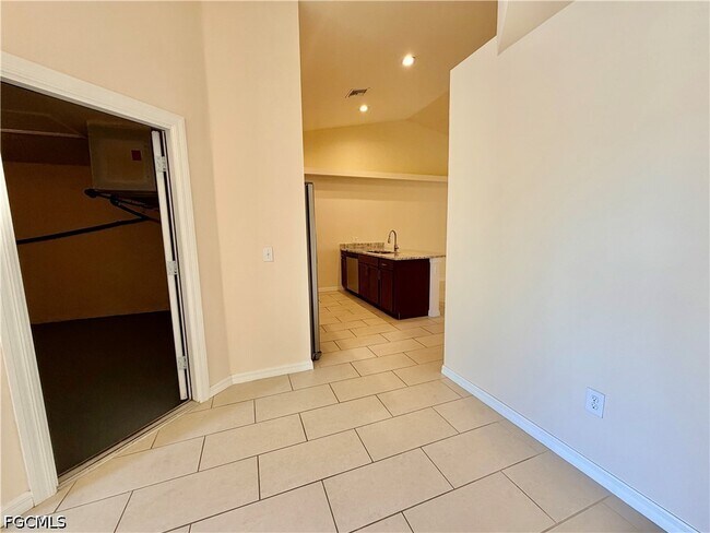 Foto del edificio - 1314 Trafalgar Pkwy