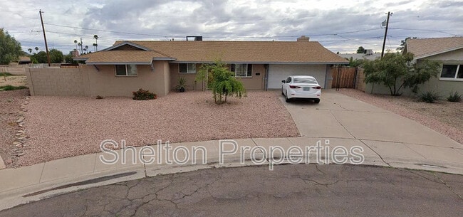 Building Photo - 1421 S Roberts Rd
