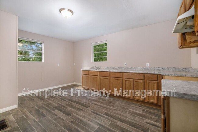 Foto del edificio - 4311 5th Ave