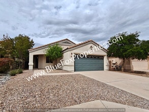 Building Photo - 10429 E Oakbrook St