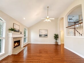 Building Photo - 223 Wild Oak Run