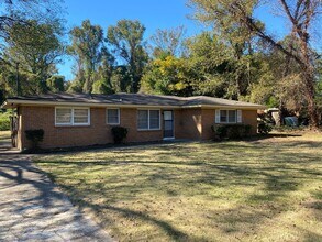 Building Photo - 241 Murfee Dr