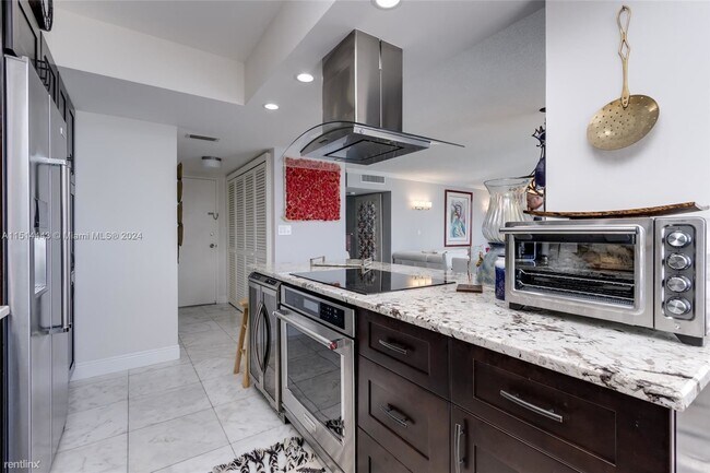 Building Photo - 2 br, 2 bath House - 1200 S Ocean Blvd Apt...