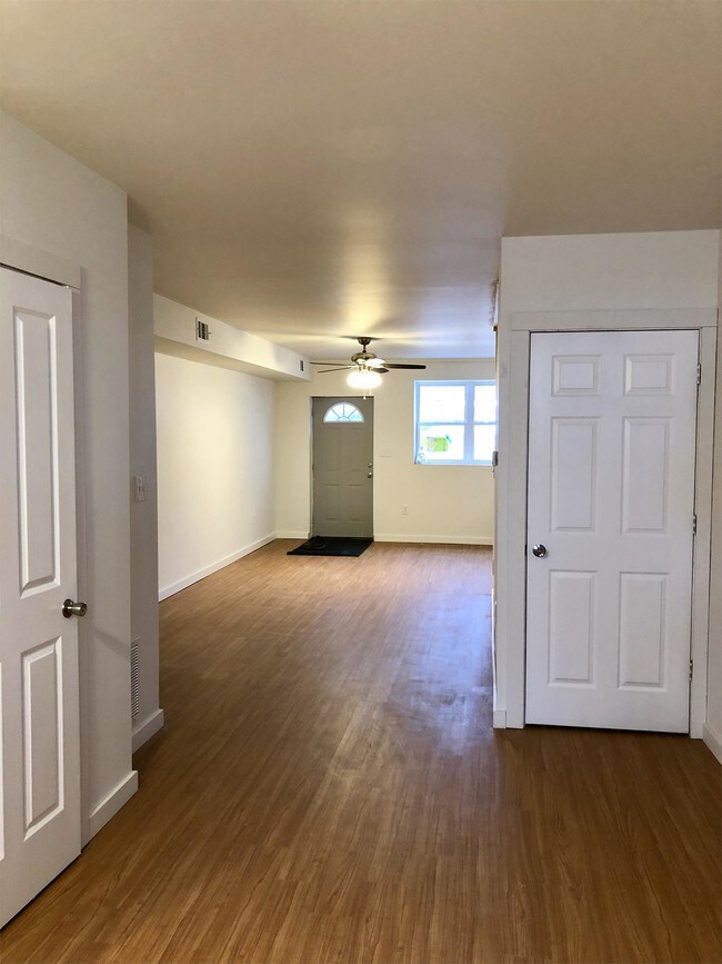 Building Photo - 121-125 Mulberry St