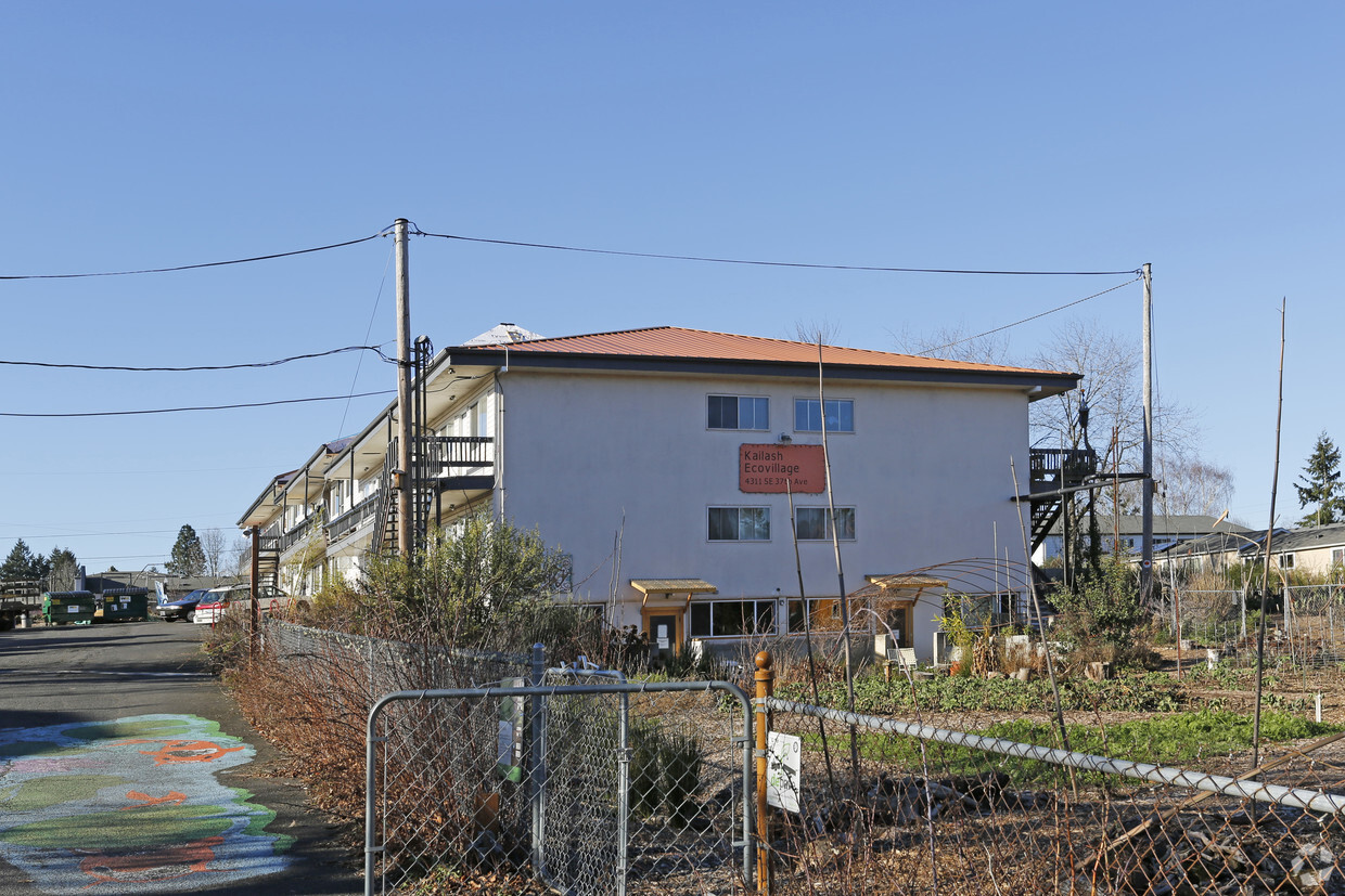 Building Photo - Kailash Ecovillage