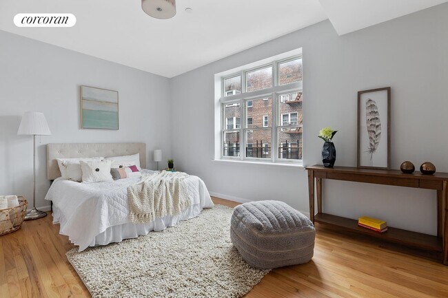 Foto del edificio - 215 Parkville Ave