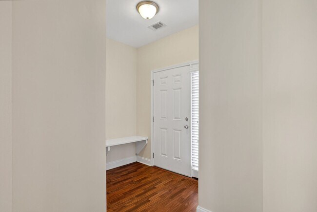 Foto del edificio - 190 Canyon Oak Loop