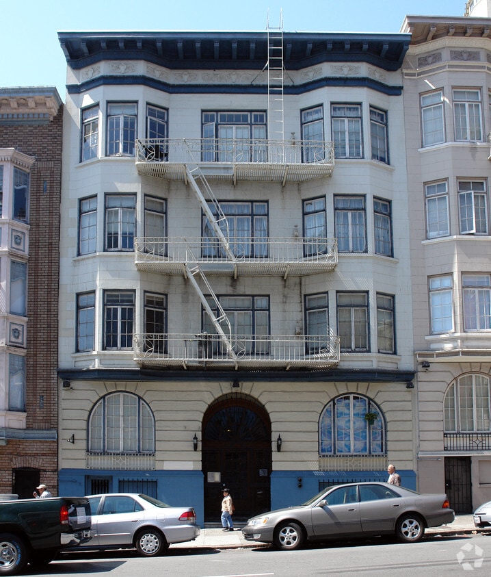 Primary Photo - 531 Hyde St