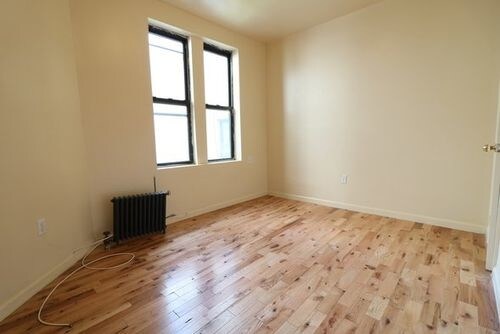 Building Photo - 14325 84th Dr