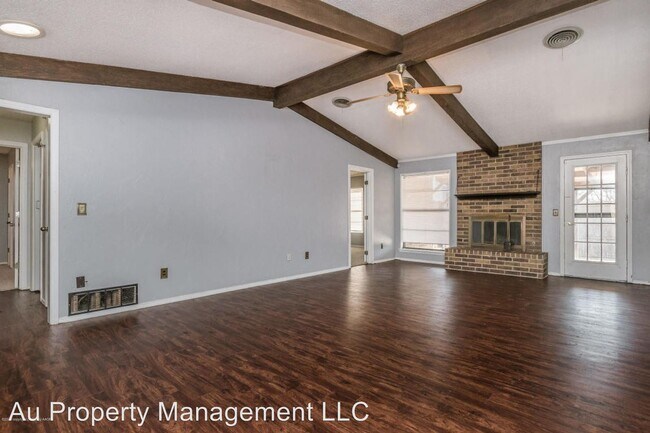 Building Photo - 4 br, 2 bath House - 4207 Dodson Dr