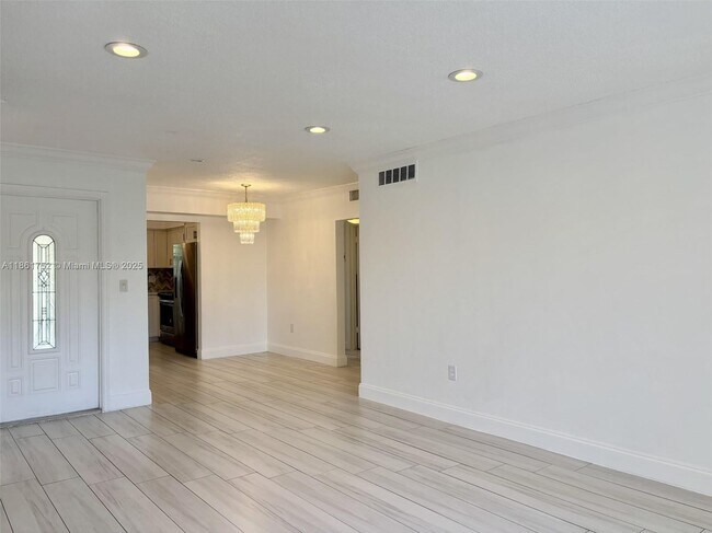 Foto del edificio - 7300 SW 82nd St