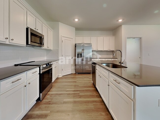 Building Photo - 145 Bee Tree Blvd