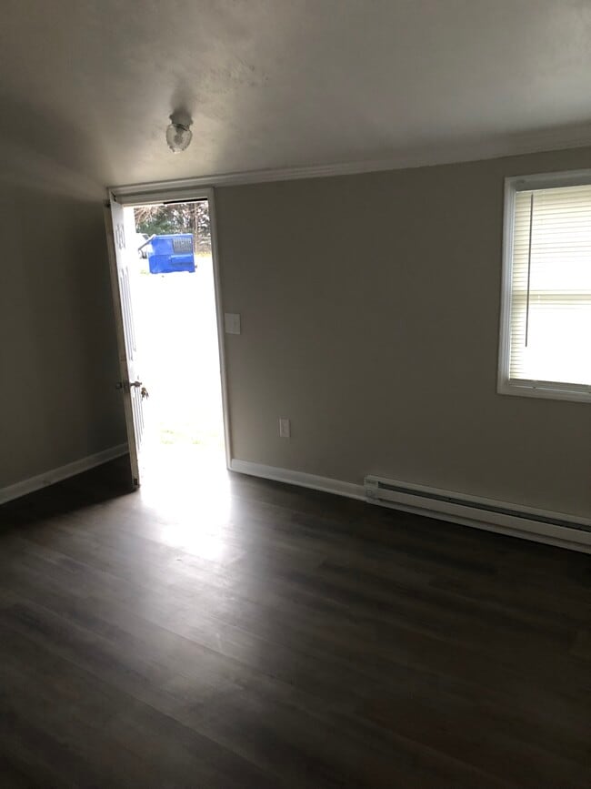 17 Tumbleweed Ln, Rockingham, VA 22801 House Rental in Rockingham, VA