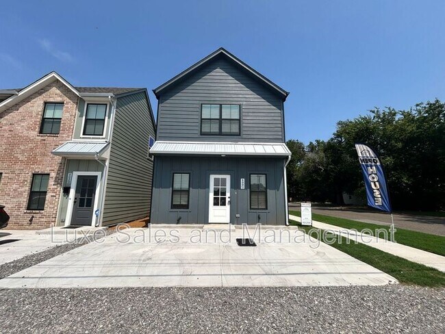 Foto del edificio - 600 W 2nd St