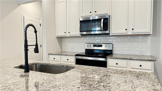 Foto del edificio - 4537 Cypress Pk Dr