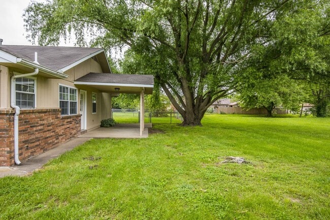 Building Photo - ***174 Township***