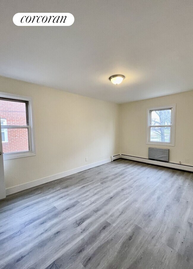 Foto del edificio - 15-35-35 209th St