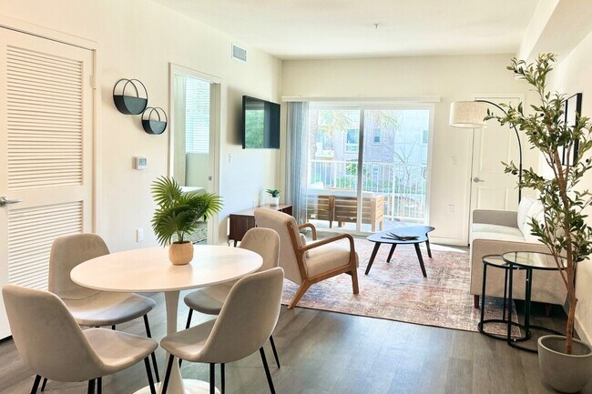 Foto del edificio - The Centennial Apartments - 10555 Bloomfield