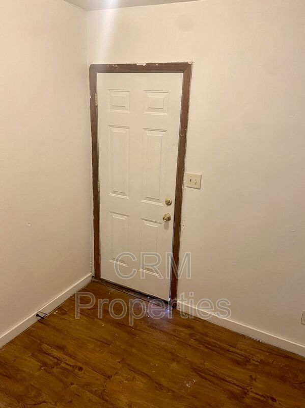 Foto del edificio - 710 E Dixon St
