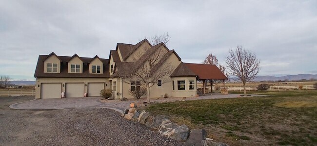 Foto del edificio - 1516-1513 13 Rd