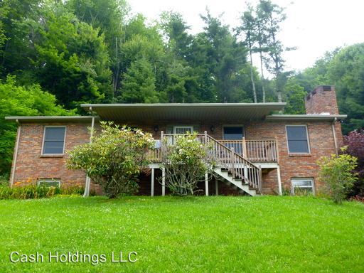 Foto principal - 871 Hodges Gap Rd