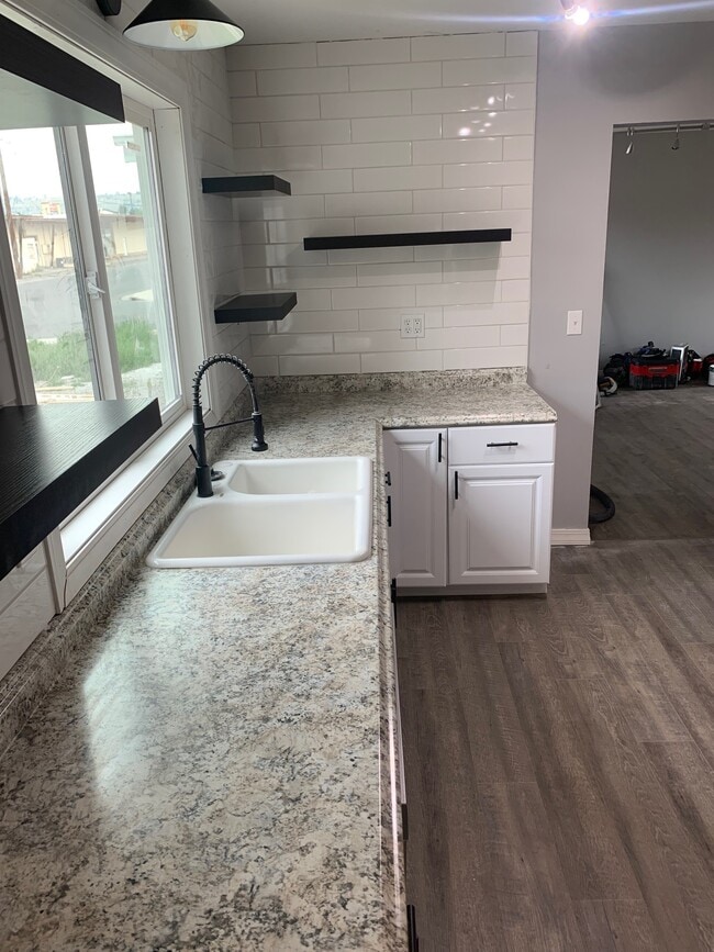 Kitchen2 - 1219 12th St W