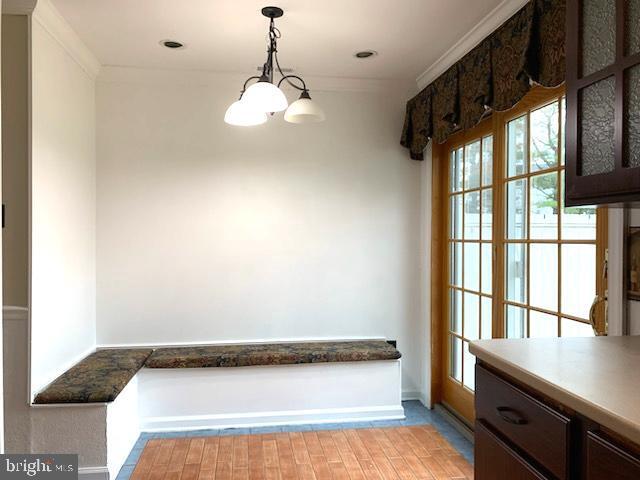 Building Photo - 605 Hartland Ct