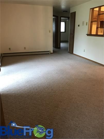 Building Photo - 465 Laverne Drive 1