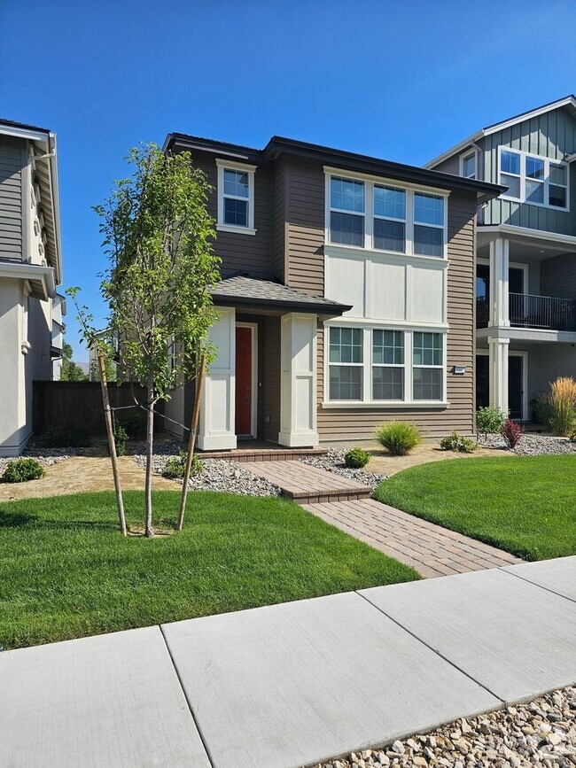 Building Photo - 1302 Little Ln