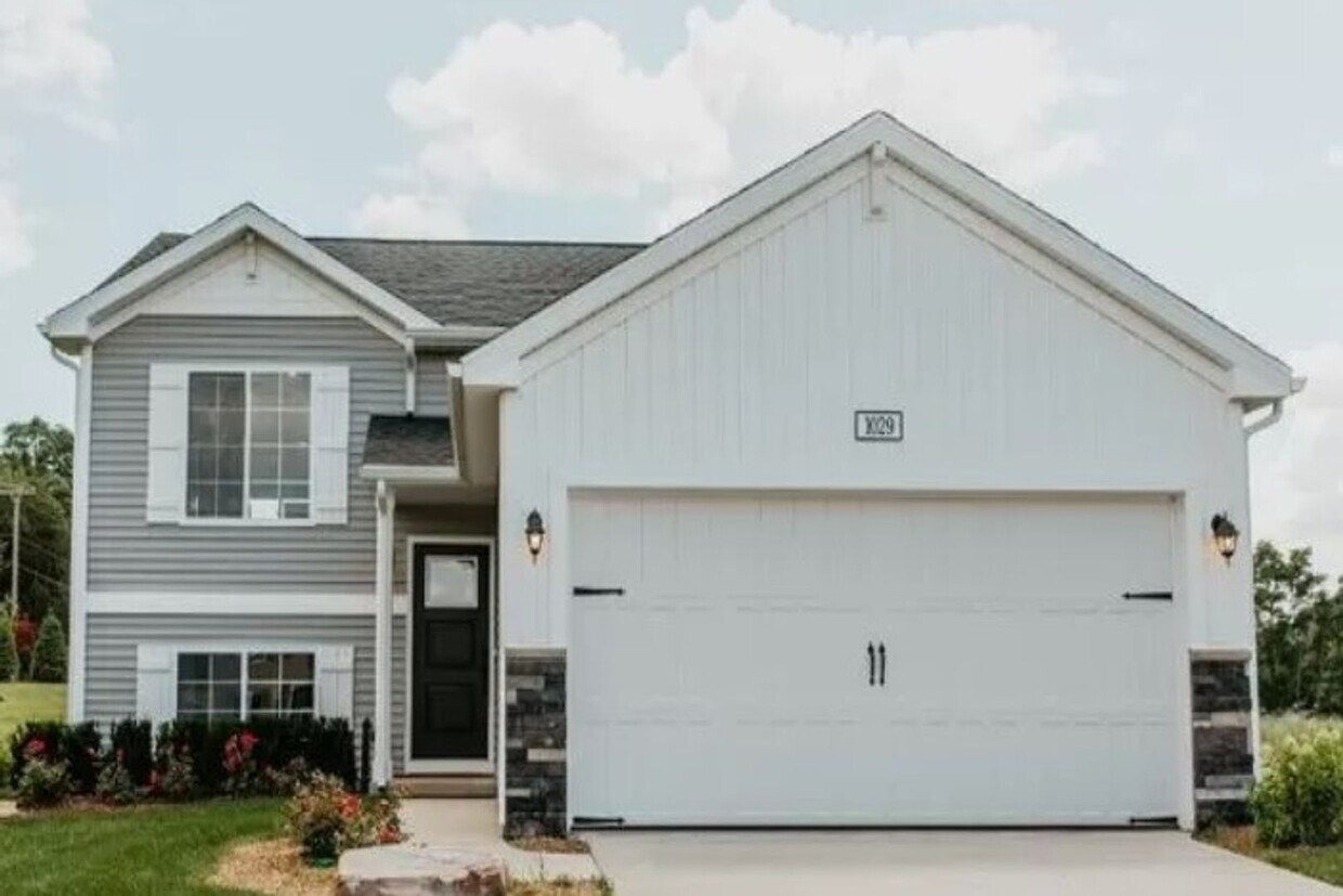 Foto principal - Stunning home that offers a fantastic livi...