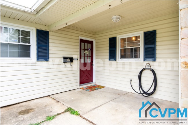Building Photo - 12110 Tulip Grove Dr