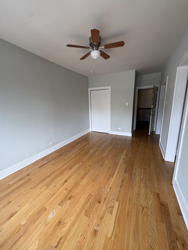 Foto principal - 1154 N Dearborn St