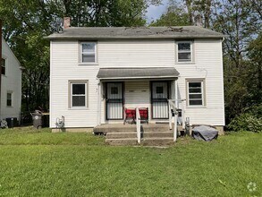 Building Photo - 2504 Thompson Ave