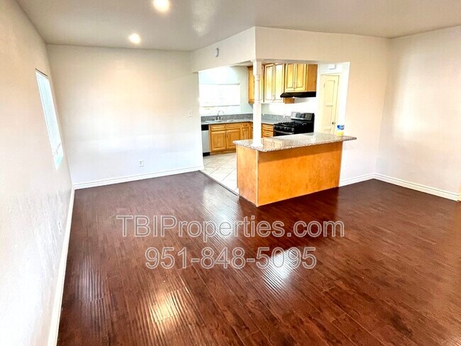 Foto del edificio - 3485 Belle St