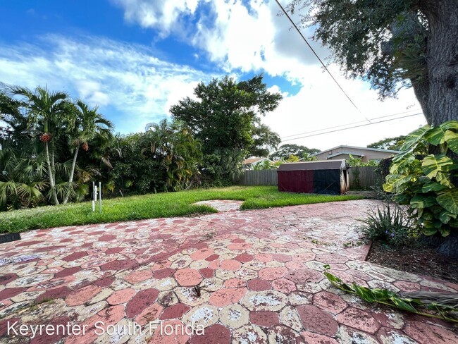 Building Photo - 3 br, 2 bath House - 2448 SW 42nd Terrace