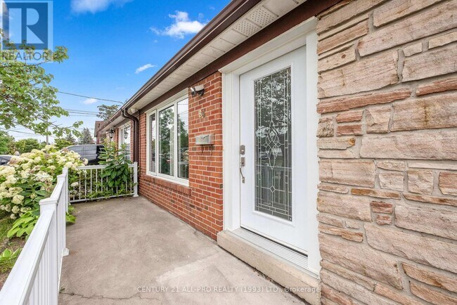 Building Photo - 84 Goldsboro Rd