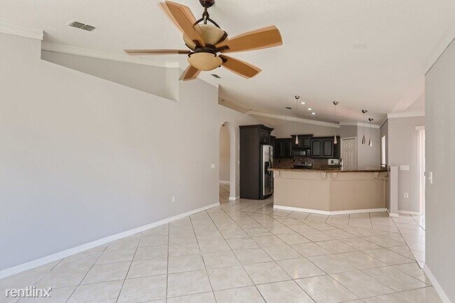 Foto del edificio - 4 br, 2 bath House - 3013 Mandolin Dr UNIT