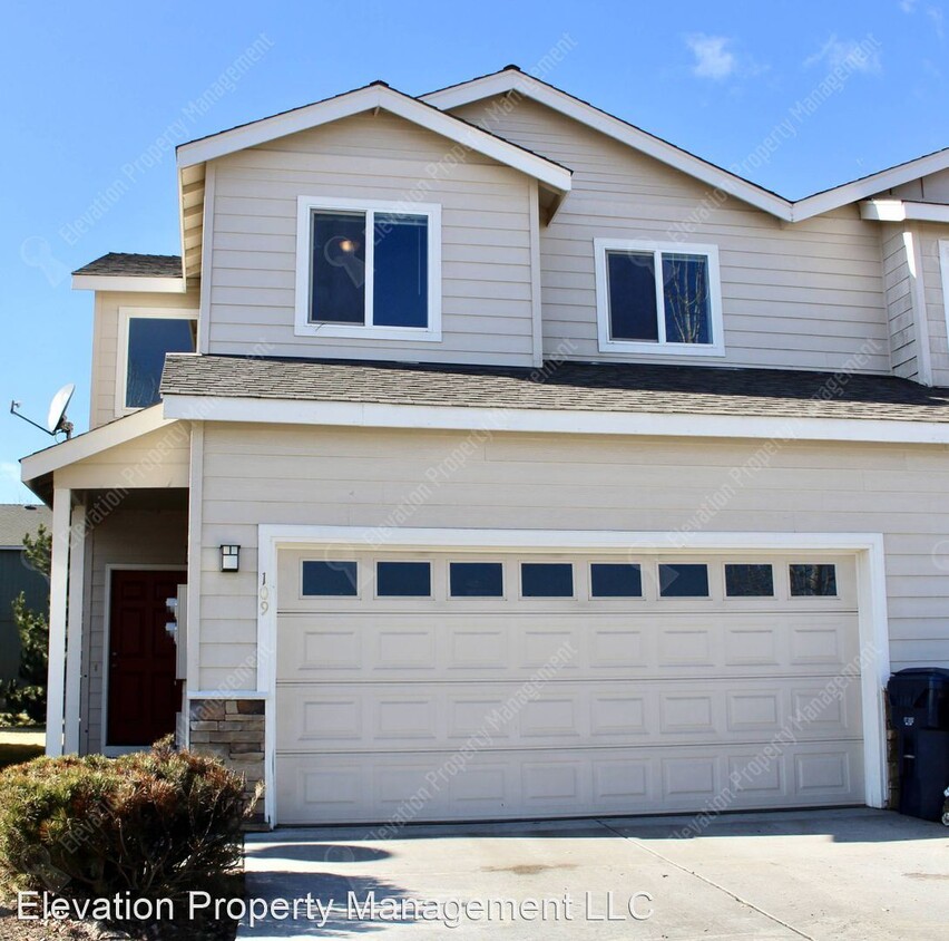 Foto principal - 3 br, 2.5 bath House - 109 SW 25th St